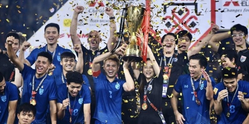 Đội Tuyển Thái Lan - Trước Thềm Giải Bóng Đá AFF Cup 2024 5 Đội tuyển Thái Lan giữ chức đương kim vô địch AFF Cup