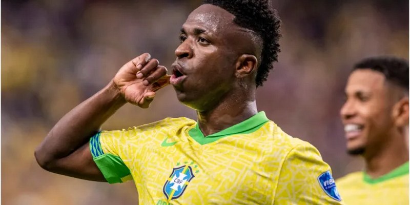 Brazil vs Ecuador: Chiến thắng nhọc nhằn của Selecao 7 Các cầu thủ Brazil đang đứng ở vị trí thứ 4 trên bảng xếp hạng vòng loại